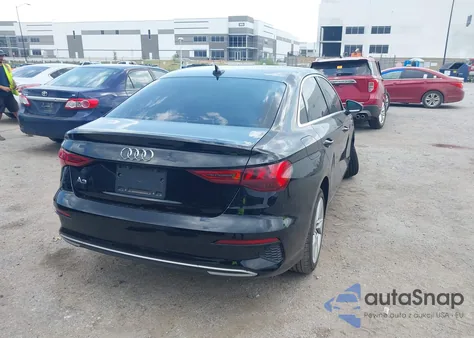 2022 Audi A3 Premium 40 Tfsi Front-Wheel Drive S Tronic z USA, uszkodzony, nr VIN WAUAUDGY8NA047027